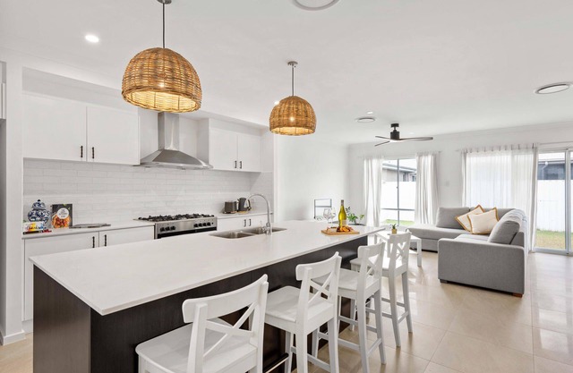 18 Voyage Street, Newport