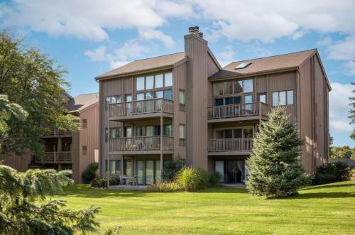 Fairway Breeze Retreat