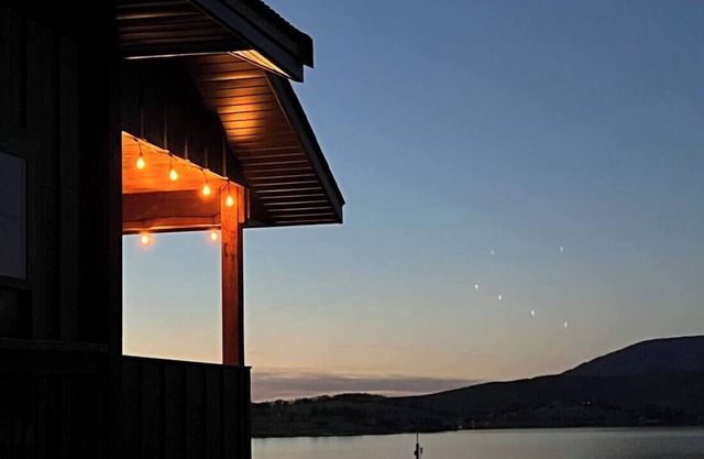 Fall at Georgetown Lake; Views & Mountains