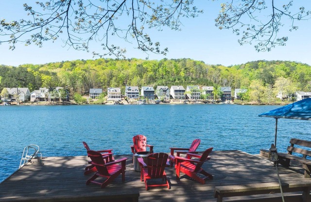 Fall Sale: 15% Off 3+ nights – thru Nov 30!