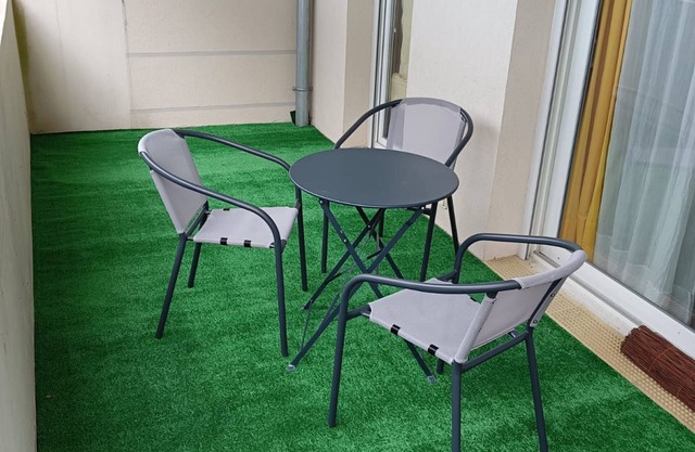 Apartamento familiar con piscina, wifi y aparcamiento