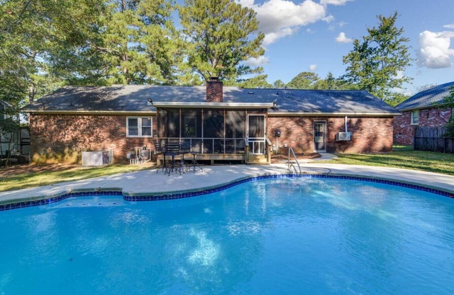 Family Cove | 4BR + Private Pool & Billiards