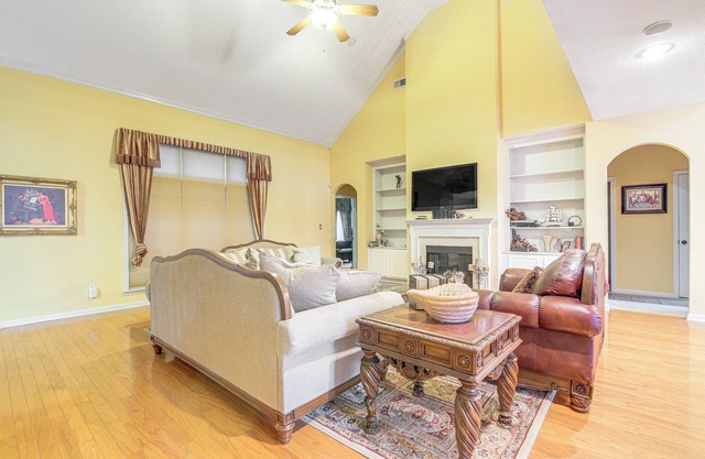 Family-Friendly Gem w/ Home Office in Memphis