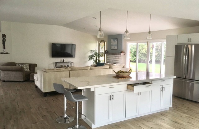 Nuevo plano de planta abierto: piscina y spa, a 5 minutos de la playa, Legoland