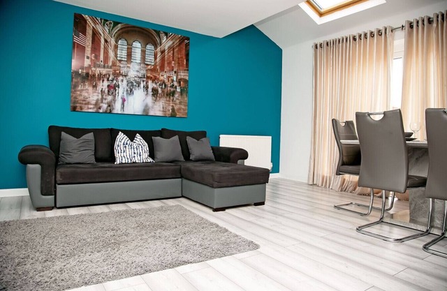 Stylish home with private garden