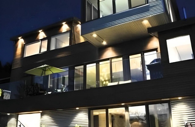 Family Friendly Modern Luxury with Pool and Expansive City and Mountain Scapes