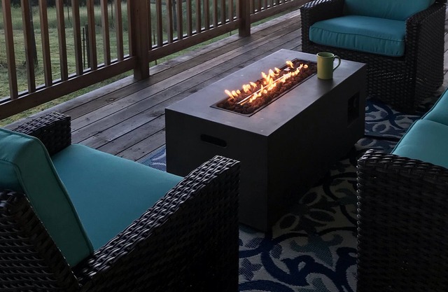 Fam Friendly Home * Patio cubierto con fabulosas vistas y fogata