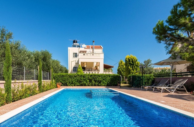 Family holiday villa in Almyrida, Crete