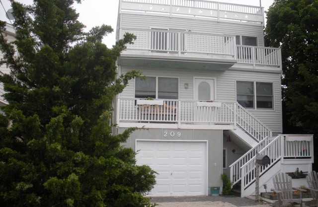 Casa familiar entre Ocean y Children's Bay Beach