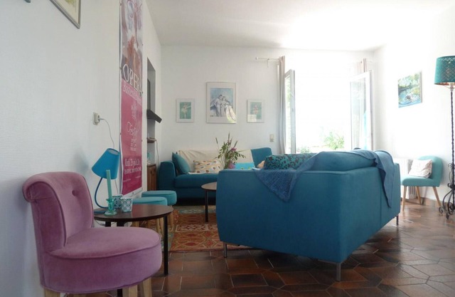 Casa rural con jardín, calefacción, cerca de Lapalisse, admite mascotas