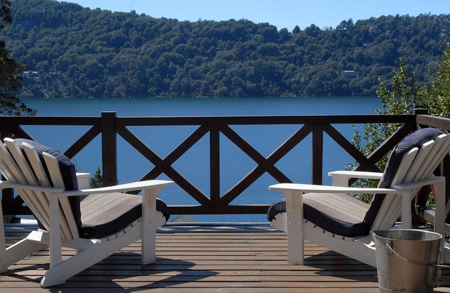 Fantastic 4Bedr Chalet Lake Views HV8