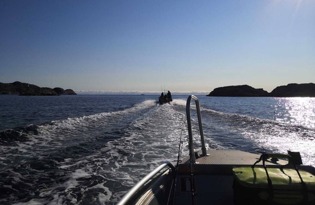 Fisherman's cottage with sea views right on the water