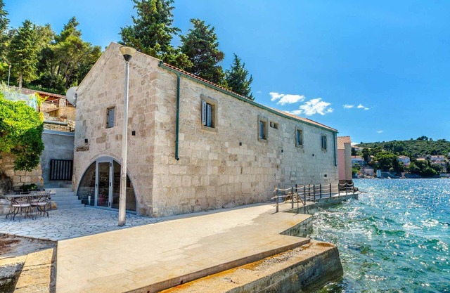 Fantastic Seafront Villa | 4 Bedrooms | Villa Samostan Prestige | Stunning Sea Views & Enclosed Garden with Private Pool | Korcula
