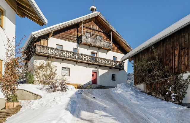 Casa rural en St. Johann con sauna