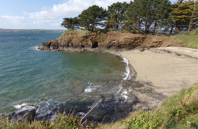 Pies en el agua, puerto de Brest
