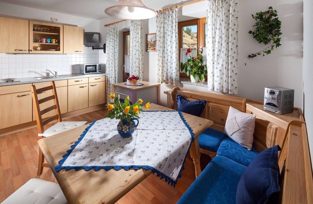 Apartamento Watzmann, 1-4 personas, 42 m², ducha / WC, balcón orientado al suroeste, TV, 2 dormitorios