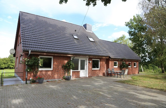 Ferienhaus für 12 Gäste mit 180m² in Rabenkirchen-faulück