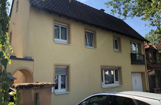 Ferienhaus für 6-8 Personen - Zentral und Sehr Geräumig mit Überdachter Terrasse