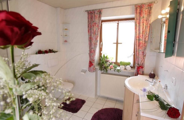 Apartamento 1 Hochstaufen, piso de 60m², 2 habitaciones, sala de estar m. Kitchenette, ducha / WC, balcón, TV satélite, WiFi max 5 personas