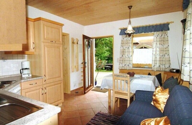 Apartamento n. ° 5, 30 m², dormitorio, salón con cocina americana, 1 cama supletoria, terraza, 4 estrellas, máx. 3 personas