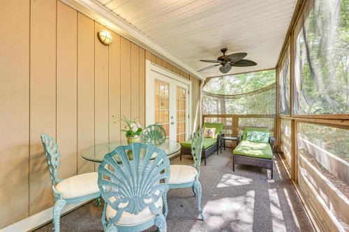 Fernandina Beach Condo with Pool and Path to Beach!