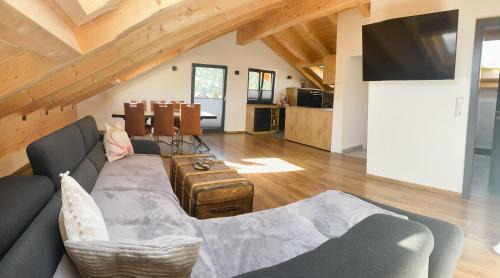 FeWo Leni - Modernes Apartment mit Bergblick - Zentral gelegen