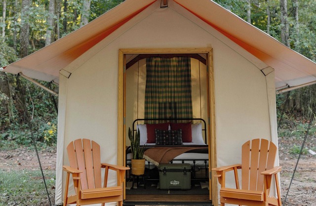 Field Trip Unit 1 Small Canvas Cabin