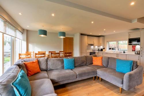 Finest Retreats - Oak Cottage
