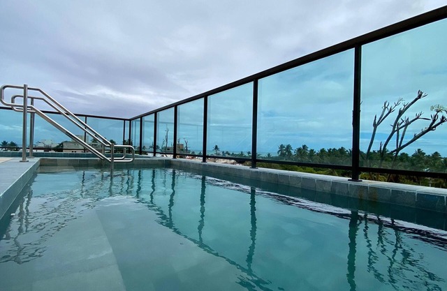 Flat a 120 metros das Piscinas Naturais