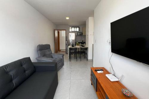 Flat Bessa Garagem Piscina 3 pessoas 150m Praia