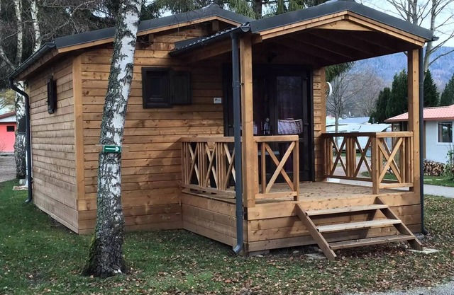 Flower Camping Les Bouleaux **** - CONFORT+ chalet 24 m² (1 bedroom) + terrace 4 people
