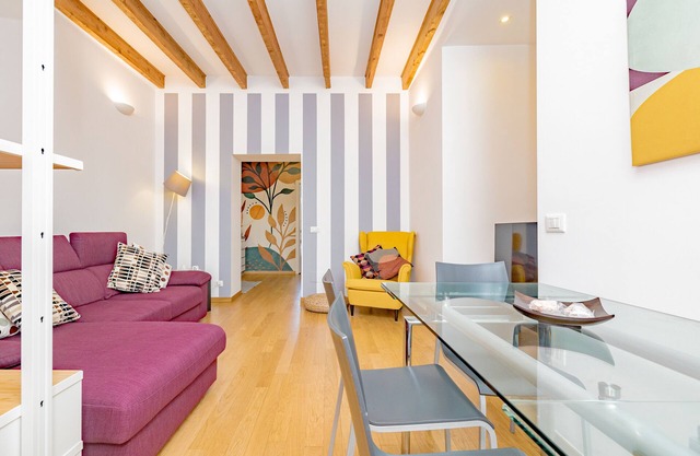 Flowers on Navigli - Luxury Trilo