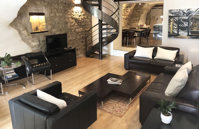 Forcalquier Architecture Village House Center