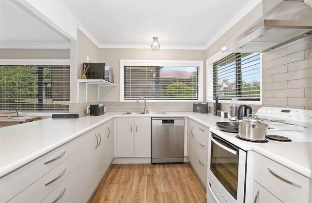 Forest Views | Lynmore with Spa Pool, Sleeps 10