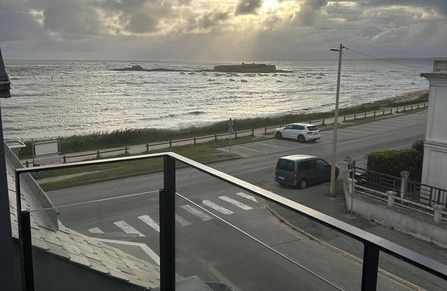 Fort Joyeux 2nd floor direct sea view