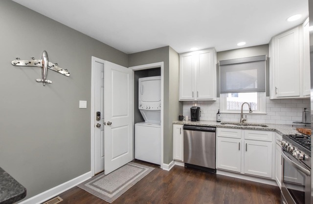 Fort Mill-Rock Hill Buy 3 get 1 Free night! Close to everything in FM & RH