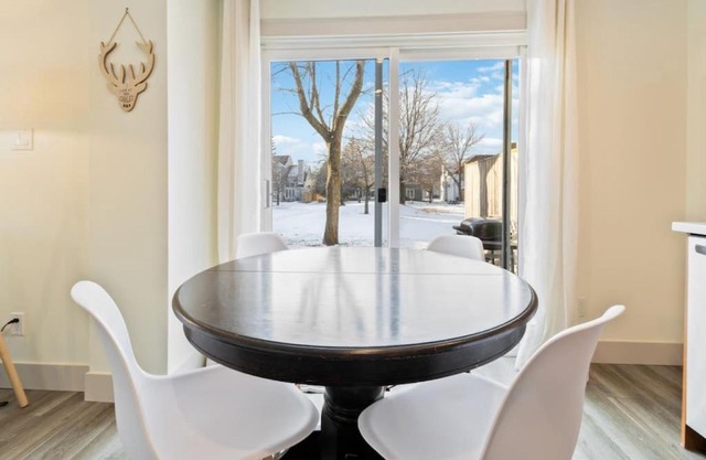 Four Peaks - Unit 40B