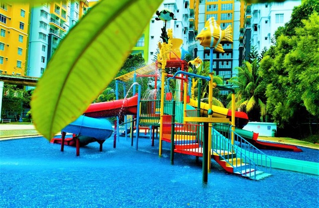 FREE 4 WATER THEMEPARK Tickets & WiFi Stay Melaka