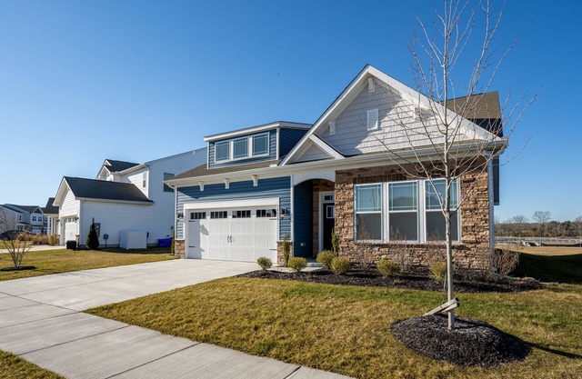 Free Linens & Cleaning - Breakwater Vista