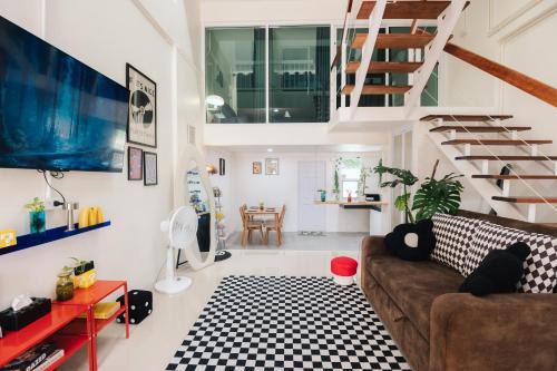 Free Netflix 3BR 10 Mins to City Center 3 Mins 7-11