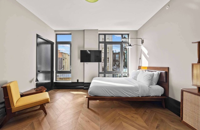 Freeman Lower Studio | Studio w/Shared Amenities