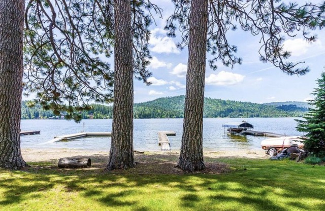 Freshly Updated Home on Private Sandy Beach