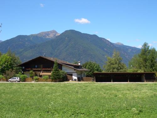 Frunhaus - Zimmer mit Frühstück, Apartments, Ferienwohnungen