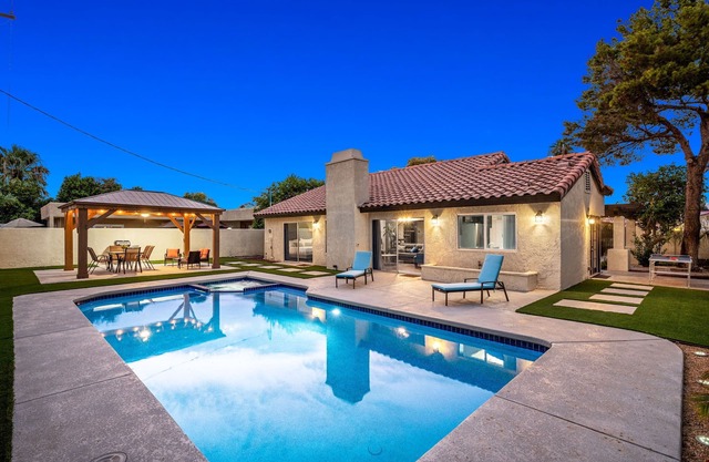 Fully Remodeled, Clean and Cozy, with FREE POOL/SPA HEATING.