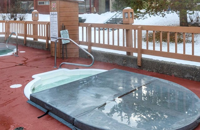 Fully RENOVATED Studio | Ski In/Out: Closest Condo to Lift | Pool & Hot Tubs