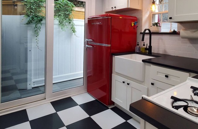 Fun Fishtown Rowhome | Sleeps 4