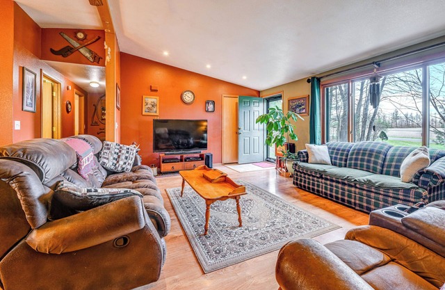 Furnished Deck w/ Forested Views: Manawa Home!