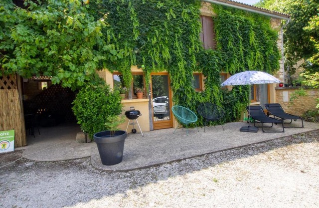 Gîte chaleureux à Daglan avec terrasse et parking - FR-1-616-275