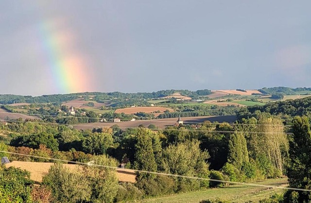 Gîte indépendant avec vue et cheminée - Animaux acceptés, Parking, WIFI - FR-1-653-269