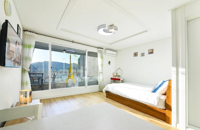 Ganghwa Noel Spa Pension